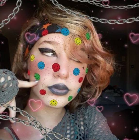 Profile Picture of Scottland Helton (@waffleberry420) on Poshmark