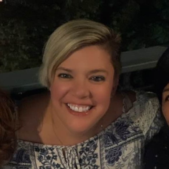 Profile Picture of Bethany Massman (@bmassman28) on Poshmark