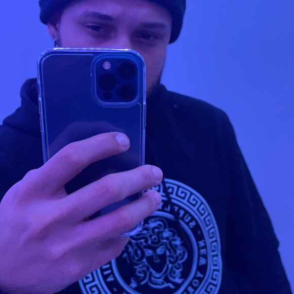 Profile Picture of Kelvin Rivera (@riverakelvin155) on Poshmark