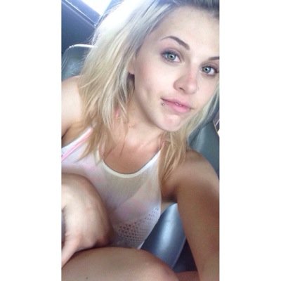 Profile Picture of Skylar Moore (@skylarmoore_) on Twitter