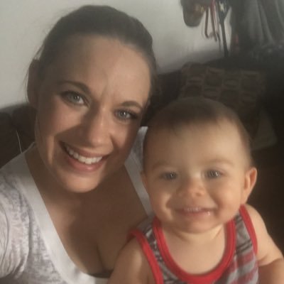 Kari Hansen Gould - Twitter Profile Picture of Kari Hansen Gould (@kari_lougould) on Twitter