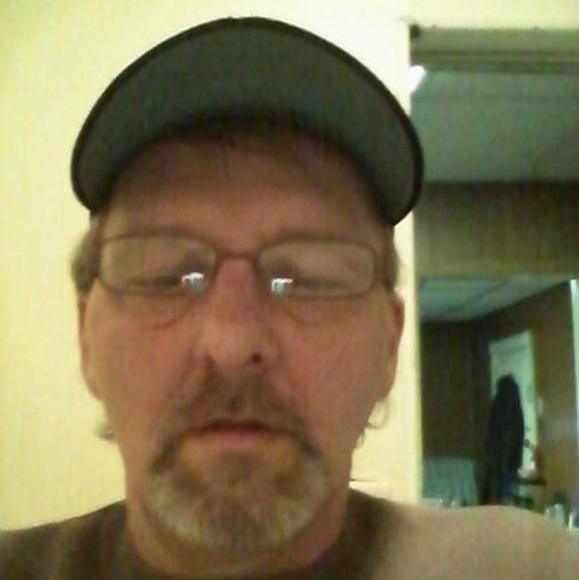 Profile Picture of Jl Sourwine (@sourwine) on Poshmark