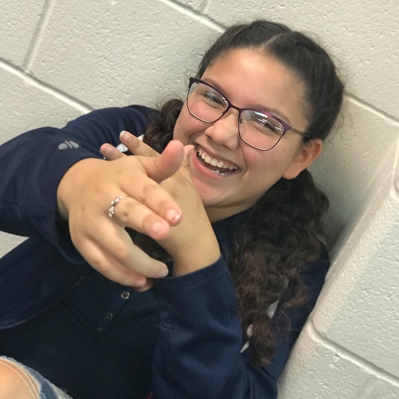 Profile Picture of Yesenia Ceballos (@ceballosy909) on Poshmark