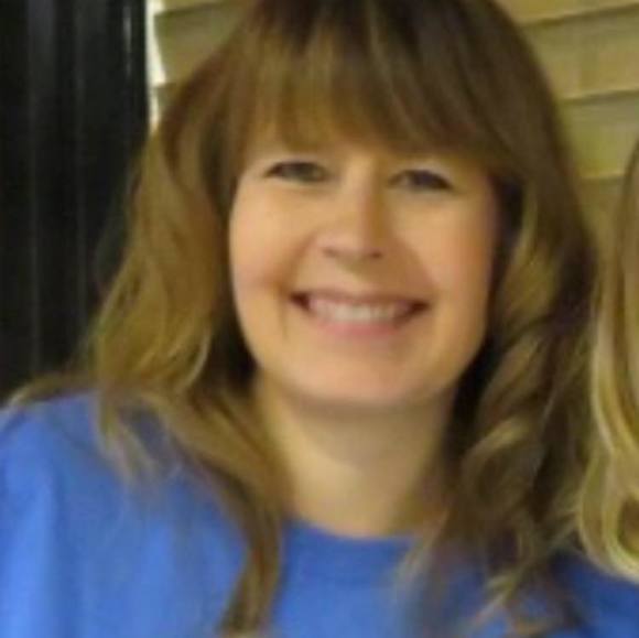 Profile Picture of Lynette Canode (@lcanode2) on Poshmark