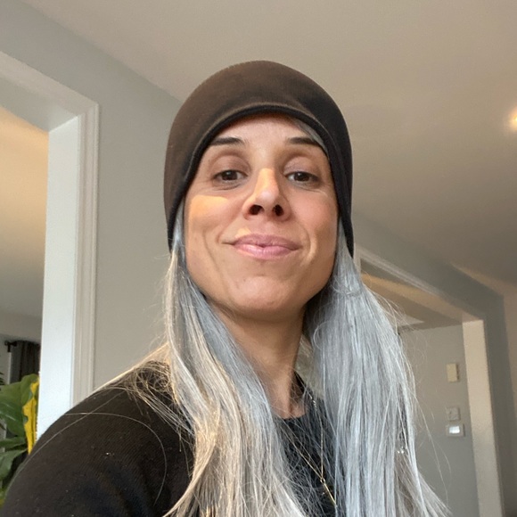 Profile Picture of Caroline Pliva (@caropliva) on Poshmark