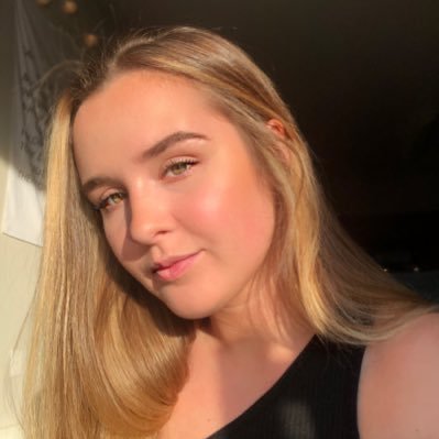 Profile Picture of Claire Savage (@claire_savage2) on Twitter