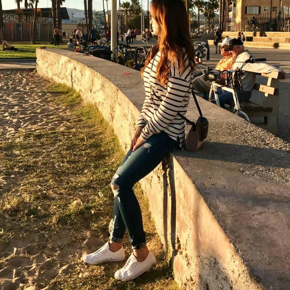 Profile Picture of Bomi Kim (@i3i3omi) on Poshmark