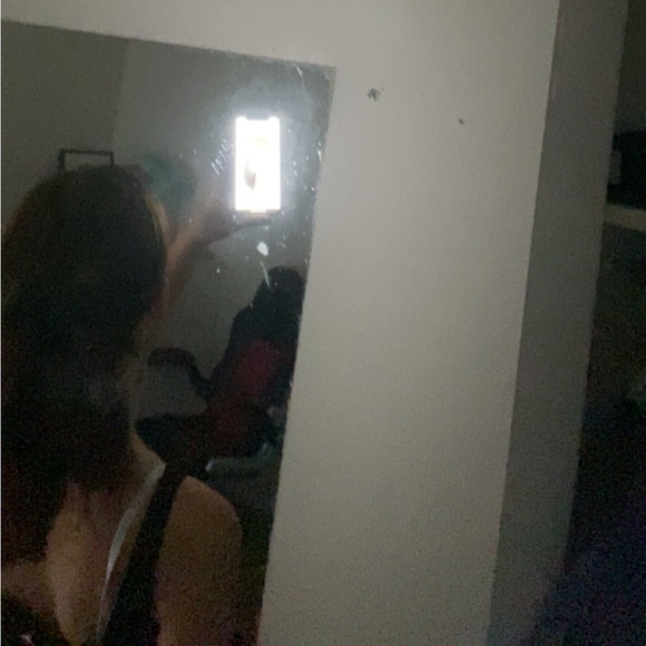 Profile Picture of Nicole Draser (@nicoledraser) on Poshmark