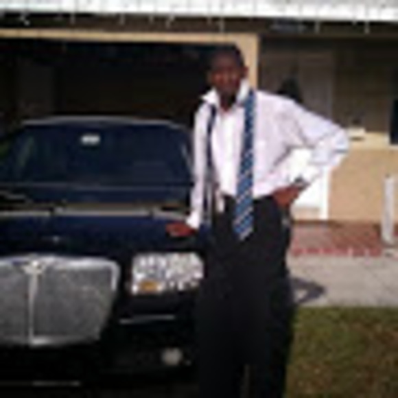 Profile Picture of Patrick Gay (@patrickgay42) on Poshmark