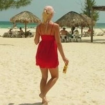 Profile Picture of Julia Davidson Dyson (@JULIA_DYSON) on Twitter