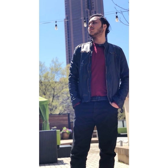 Profile Picture of Usama Gondal (@usama47) on Poshmark