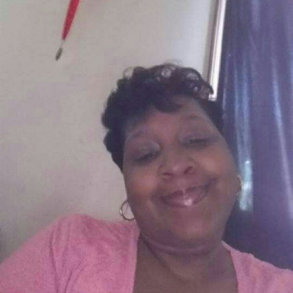 Profile Picture of Margaret Cole (@sexyma048) on Poshmark