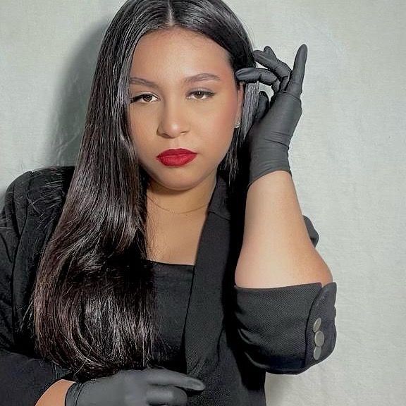 Profile Picture of Amanda nail designer (@amanda_naildesigner) on Tiktok