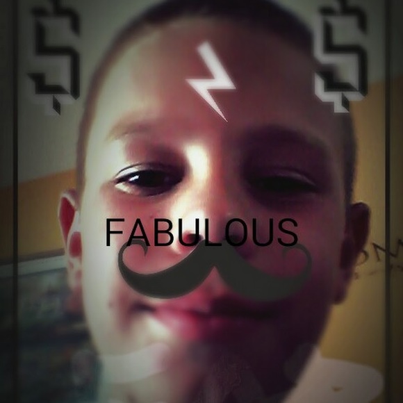 Profile Picture of Michael Gil (@staceyw606) on Poshmark