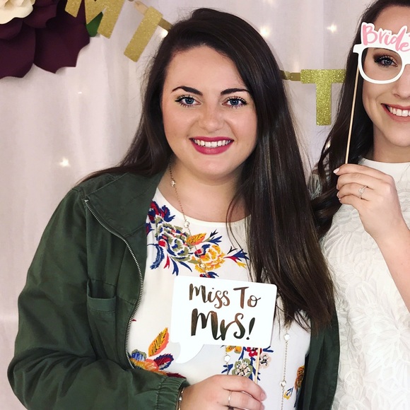 Hannah Dukette - Poshmark Profile Picture of Hannah Dukette (@hannahdangg) on Poshmark