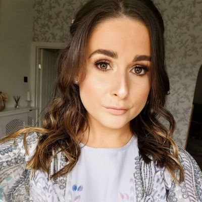 Profile Picture of Emily Burns (@Emily_Burns123) on Twitter