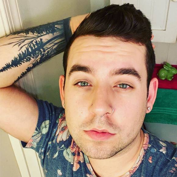 Profile Picture of Drew Cornnell (@dwc53193) on Poshmark