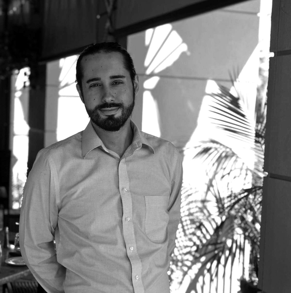 Profile Picture of Alejandro Ferreira (@ablancof) on Poshmark