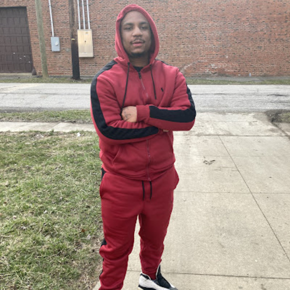 Profile Picture of Clifford Gillespie iii (@cliffordgillesp) on Poshmark