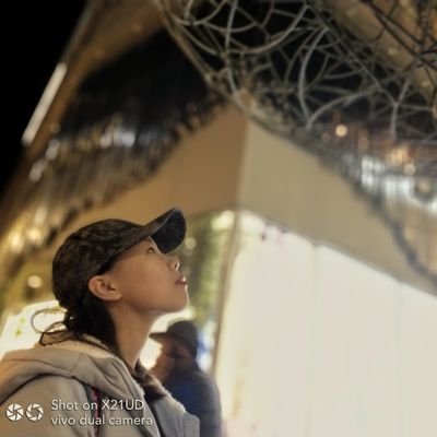 Profile Picture of Vivian.Holmes (@Vivian_Holmes_) on Twitter