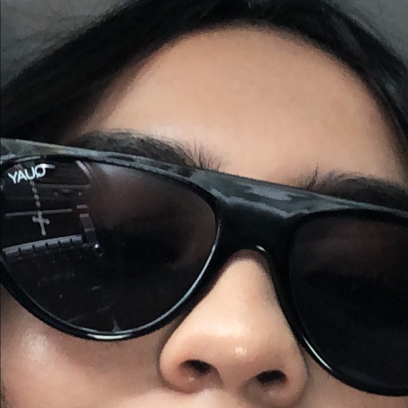 Profile Picture of Itzel Diaz (@itzeldiaz956) on Poshmark