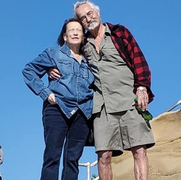 Profile Picture of Stephanie Truex (@stephanie_truex) on Poshmark