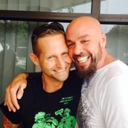 Profile Picture of Patrick Knecht (@door2left) on Twitter