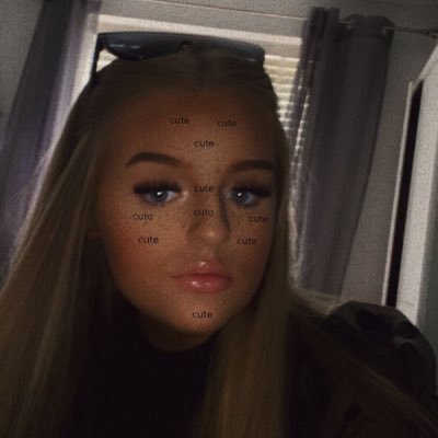 Profile Picture of Libby Winter (@WinterLibby) on Twitter