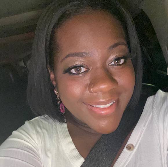 Profile Picture of Jasmine Burroughs (@burroughsja88) on Poshmark