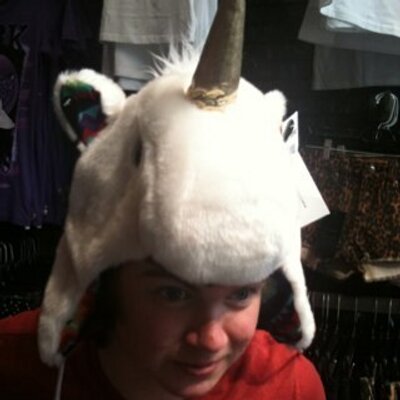 Profile Picture of Andrew Grimsley (@SquiddyBamBam) on Twitter