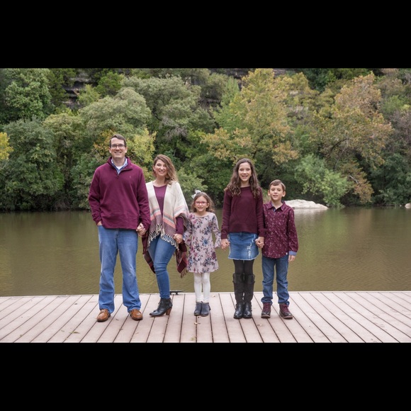 Liz Kilday - Poshmark Profile Picture of Liz Kilday (@lizs1301) on Poshmark