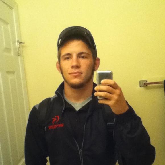 Profile Picture of Zachary Hodges (@cswrestler138) on Poshmark