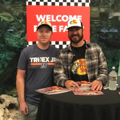 Profile Picture of Mike Entwistle (@MikeEntwistle78) on Twitter