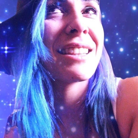 Profile Picture of Eve Picard (@marieevepicard) on Poshmark