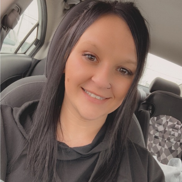 Profile Picture of Kerisha Sharp (@kerisha419) on Poshmark
