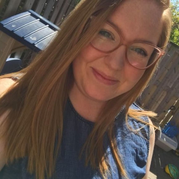 Profile Picture of Cameron Reid (@cameronreid228) on Poshmark