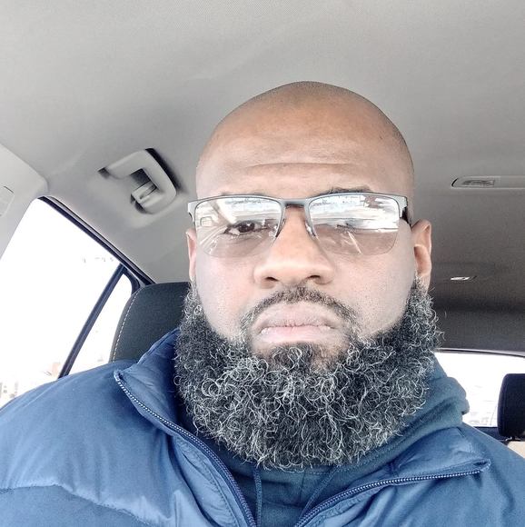 Profile Picture of Desean Smith sr. (@deseans) on Poshmark