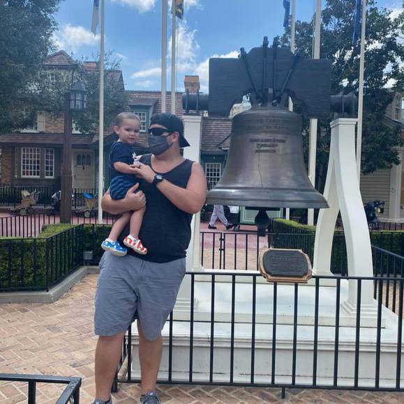 Profile Picture of Collin Errett (@crerrett) on Poshmark