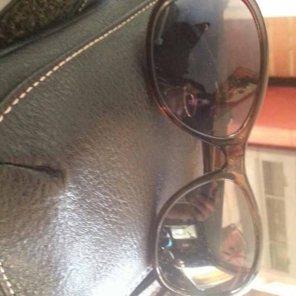 Profile Picture of Luz Alvarado (@berenice4_la) on Poshmark