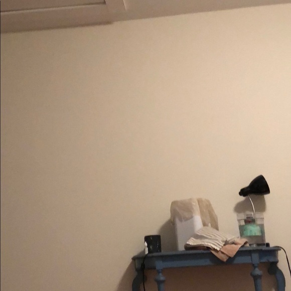 Profile Picture of Michael Nimeh (@mikenimeh) on Poshmark