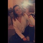 Profile Picture of 𝑒𝓁𝒾𝓈𝑒 𝓃𝒾𝒸𝑜𝓁𝑒 𝒽𝑜𝓁𝓂𝑒𝓈 (@eliseeholmes) on Instagram