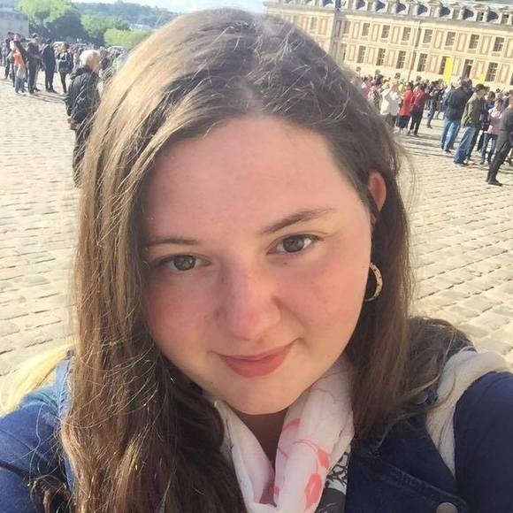 Profile Picture of Michelle Szymaszek (@szymaszekm1) on Poshmark