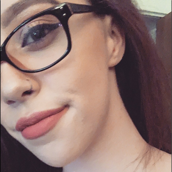 Profile Picture of Alex Mcgill (@alex_4922) on Poshmark