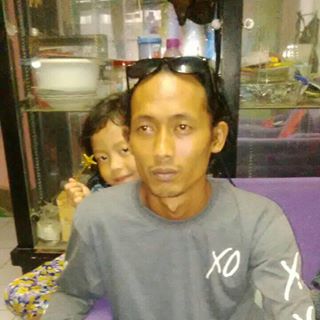 Profile Picture of Abach (@abach.abach.121) on Facebook