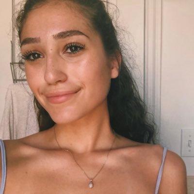Profile Picture of Julia (@Juliaa_Shen) on Twitter