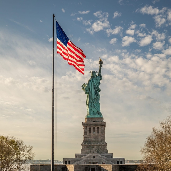 Profile Picture of Kevin Mohr (@kissfan196) on Poshmark