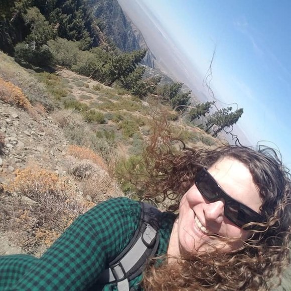 Profile Picture of Becky Millikin (@rg2001mm) on Poshmark