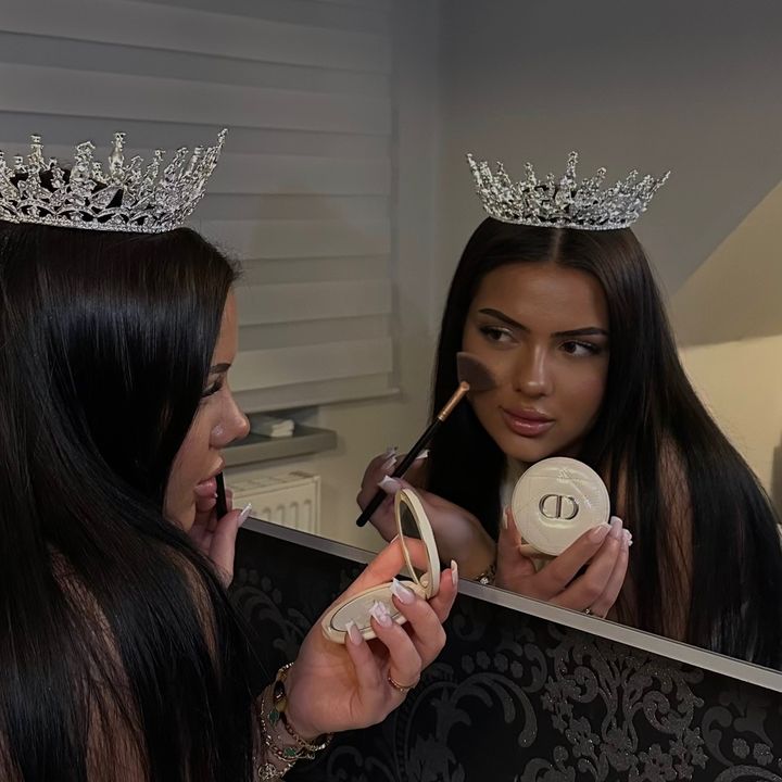 Profile Picture of 𝐋𝐮𝐢𝐬𝐚® (@luiisa.ln) on Tiktok