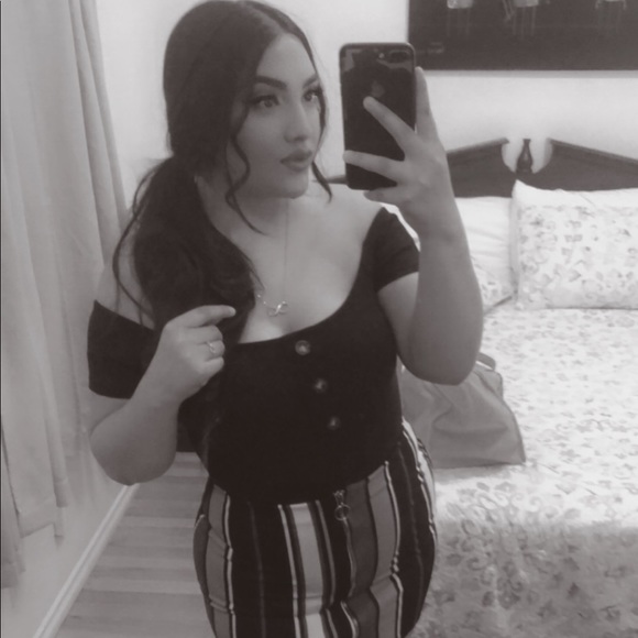 Profile Picture of Bryanna Jimenez (@bryannajimenez) on Poshmark