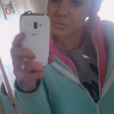 Profile Picture of Joanna Iris (@JoannaIris5) on Twitter